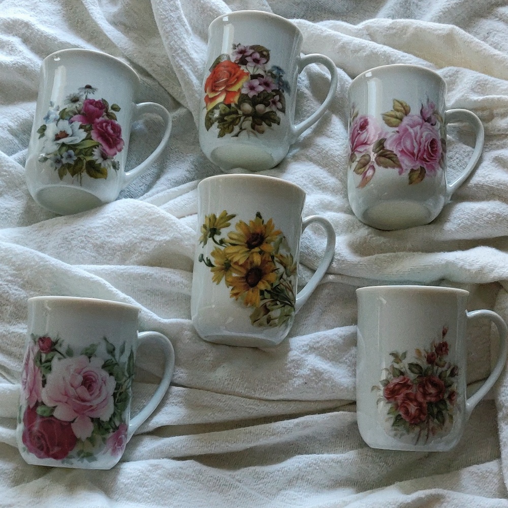 Vintage Floral Mugs - Set of 6